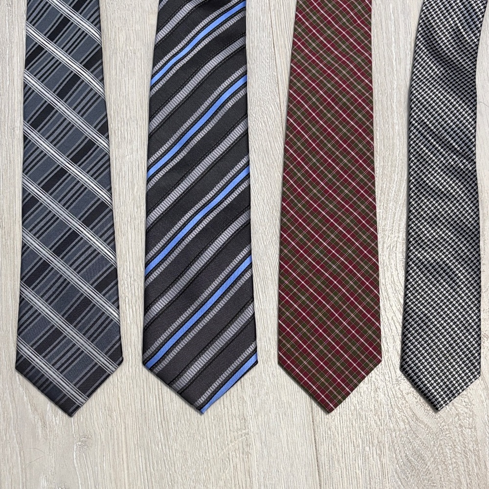 🔥BUNDLESALE Men's 4 Skinny Ties Set